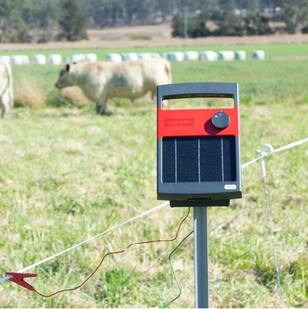 880-0002-604-S150-SOLAR-ENERGIZER-SPEEDRITE-Trofodotiko-me-panel-6